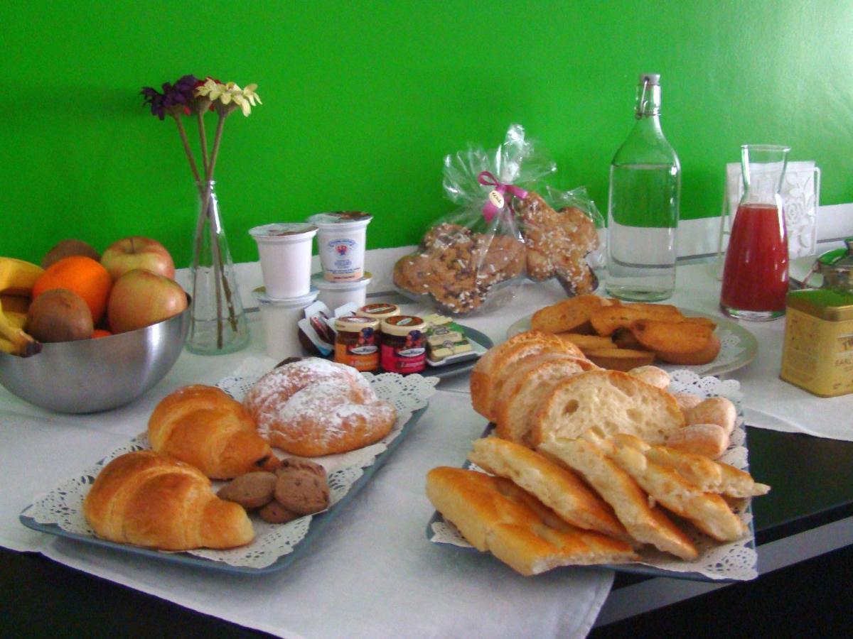 Girovagando Bed & Breakfast Genoa