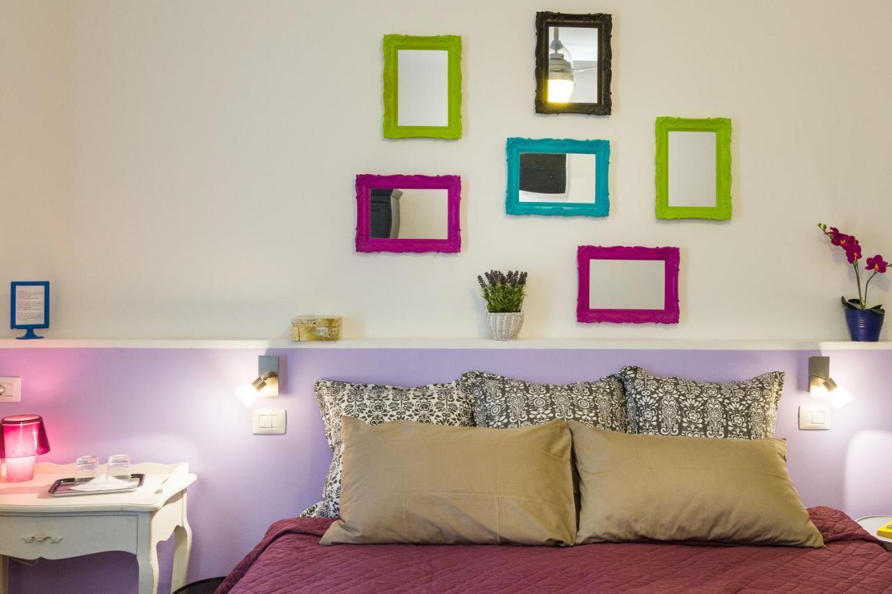 Girovagando Bed & Breakfast Genova