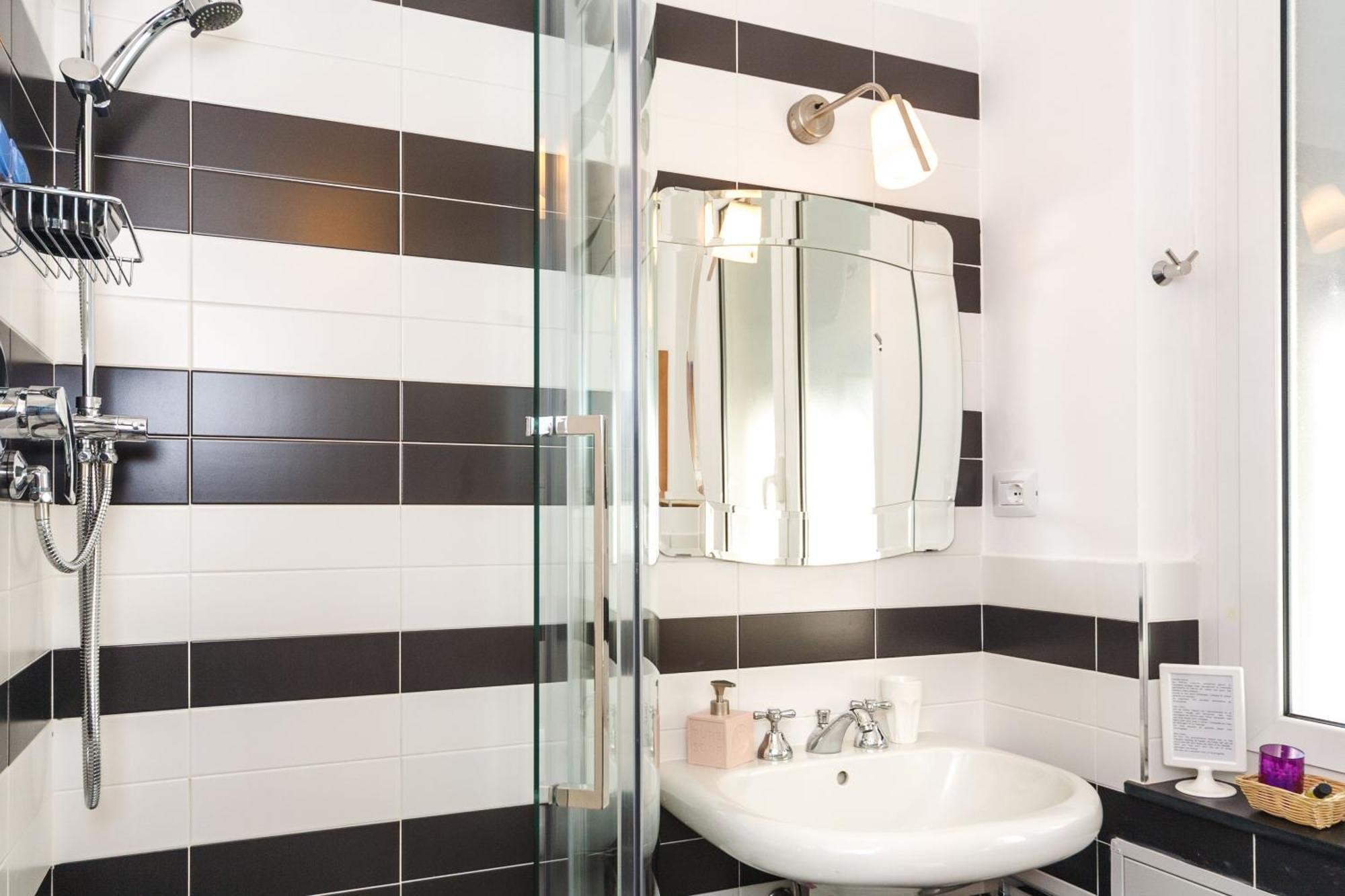 Bed & Breakfast Girovagando Genova
